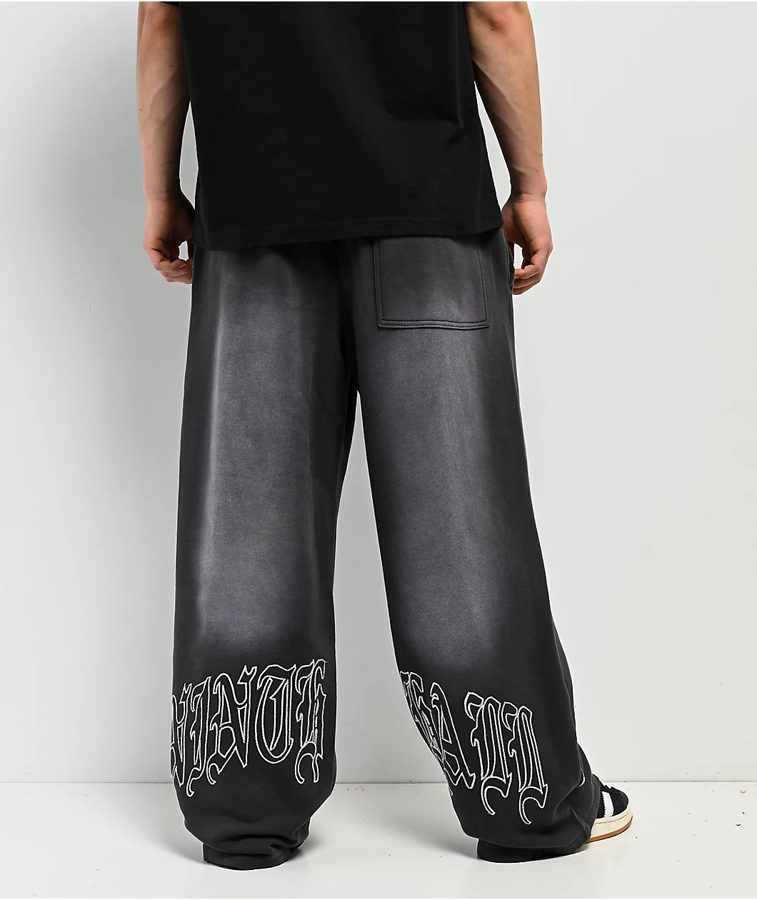 Roning By Benjart Fien Black Wash Baggy Sweatpants - Image 2